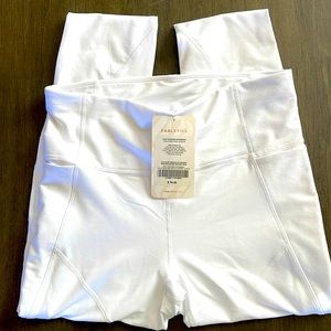 NWT Fabletics Leggings - White, Size M